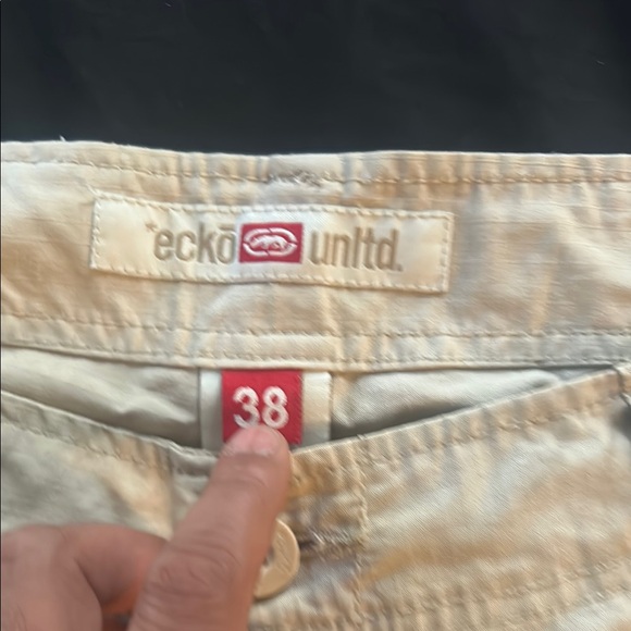 Men's Beige Cargo Shorts 2 pairs almost like new worn once - Picture 4 of 5